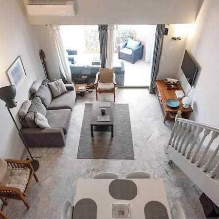 Spacious 3bed Loft In Center شقة كان