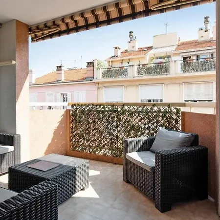 Spacious 3bed Loft In Center *