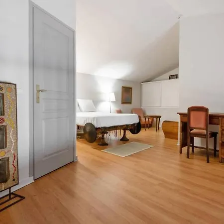 Spacious 3bed Loft In Center * كان